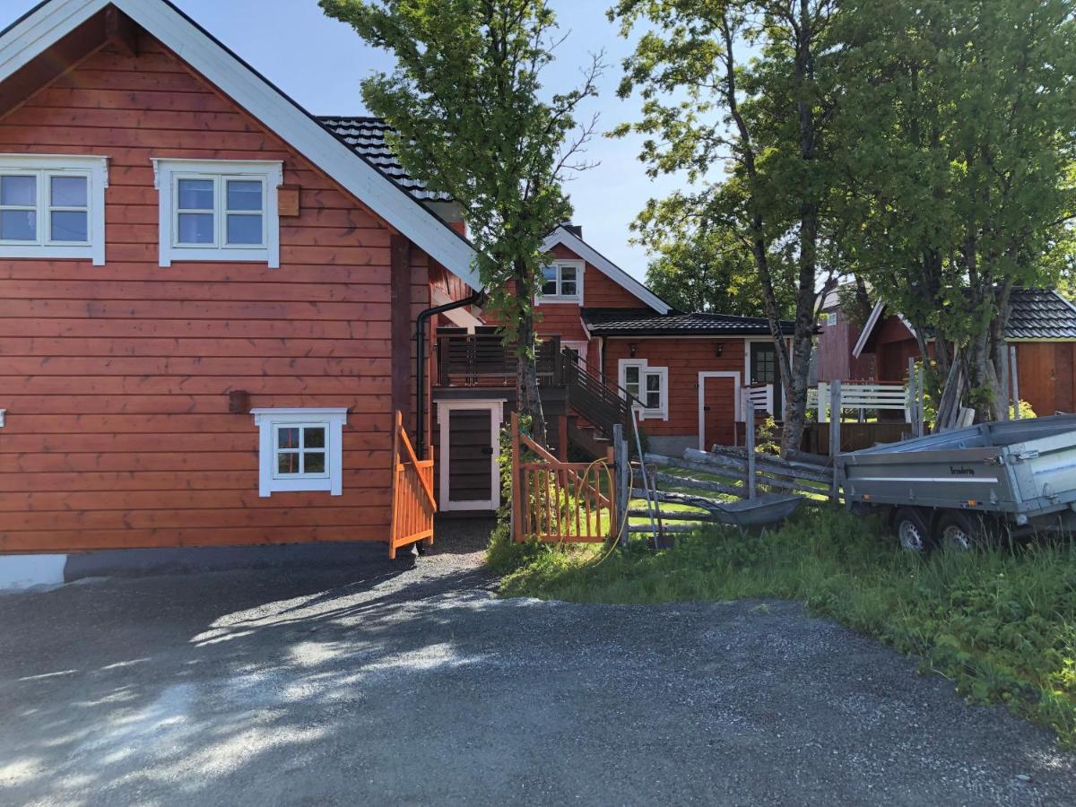 Aaroybukt Guesthouse Aroybukta Exteriör bild